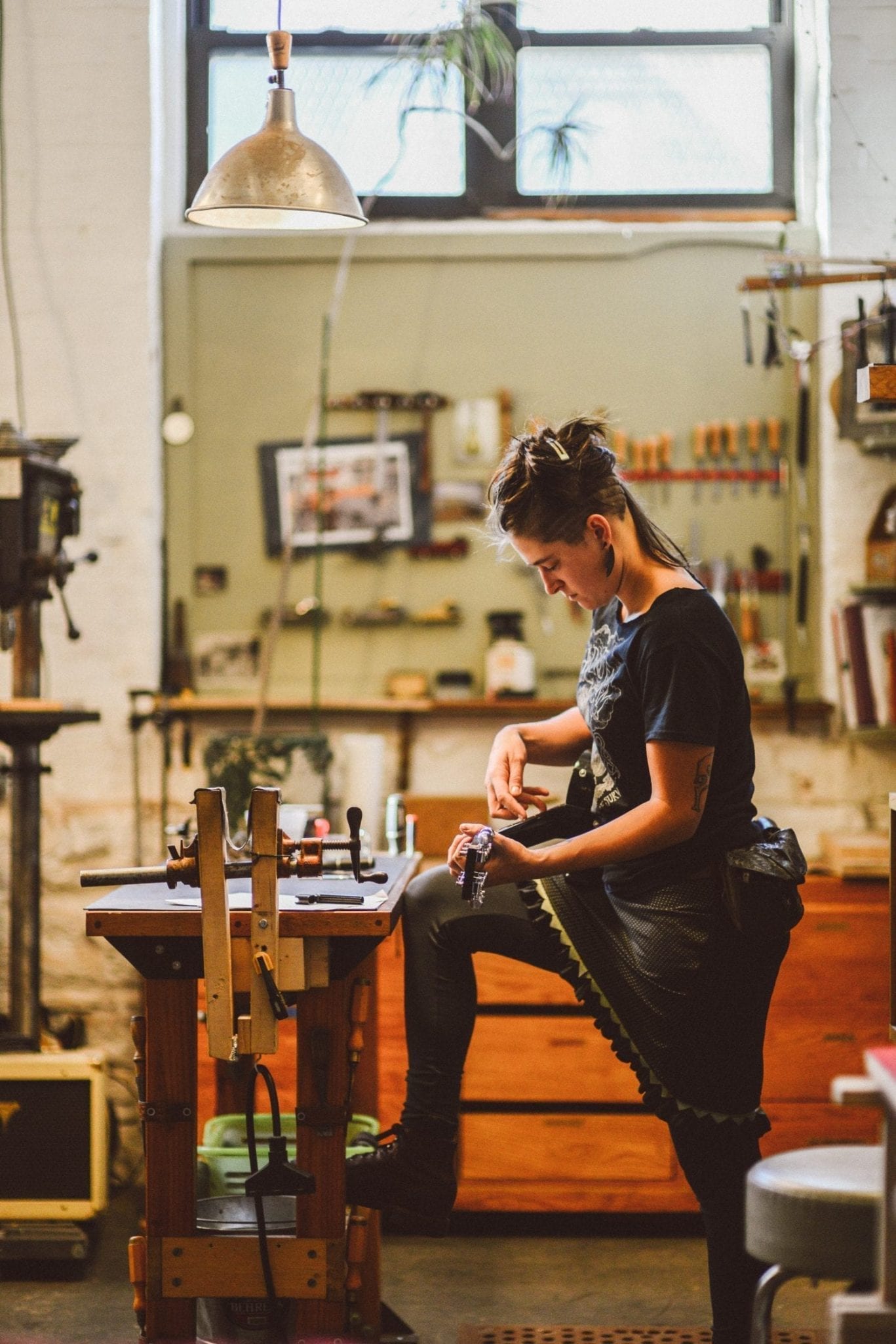 jyl_sheshredsbrooklynlutherie_102115_3